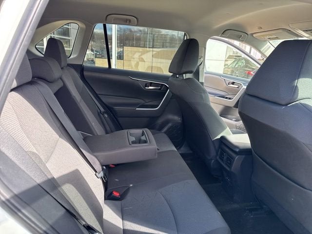 2025 Toyota RAV4 XLE AWD