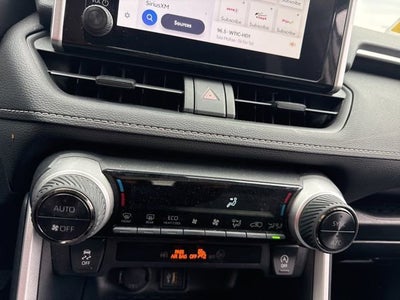 2025 Toyota RAV4 XLE AWD