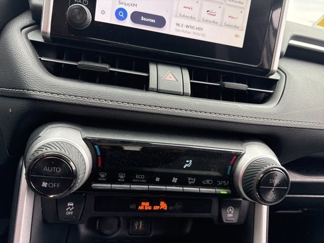 2025 Toyota RAV4 XLE AWD