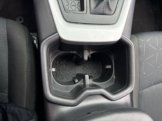 2025 Toyota RAV4 XLE AWD