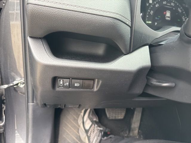 2025 Toyota RAV4 XLE AWD