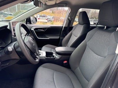 2025 Toyota RAV4 XLE AWD