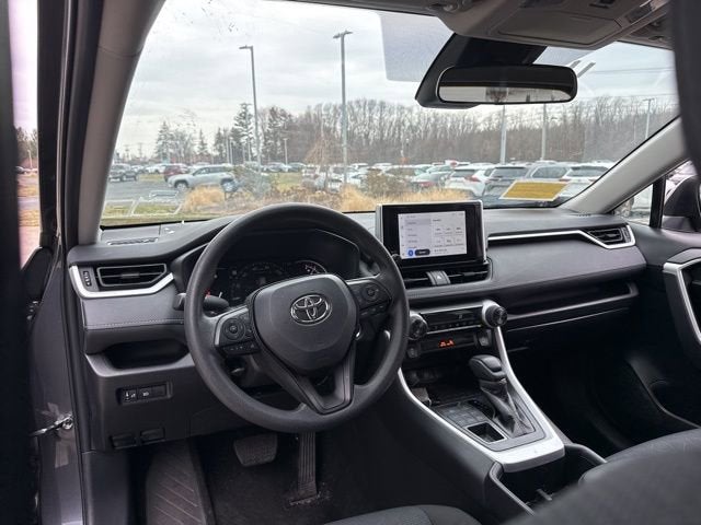 2025 Toyota RAV4 XLE AWD