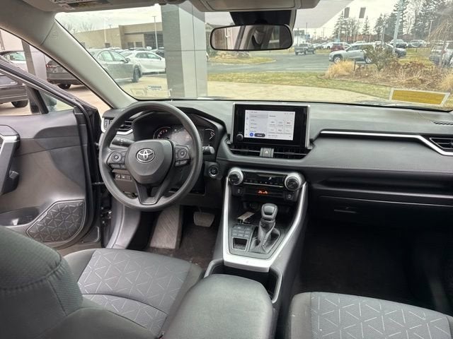 2025 Toyota RAV4 XLE AWD