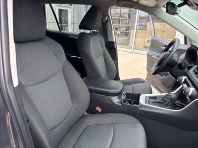 2025 Toyota RAV4 XLE AWD