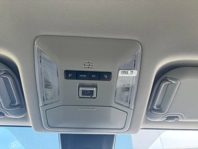 2025 Toyota RAV4 XLE AWD