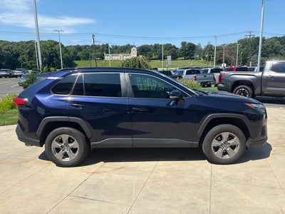 2025 Toyota RAV4 XLE AWD