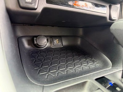 2025 Toyota RAV4 XLE AWD