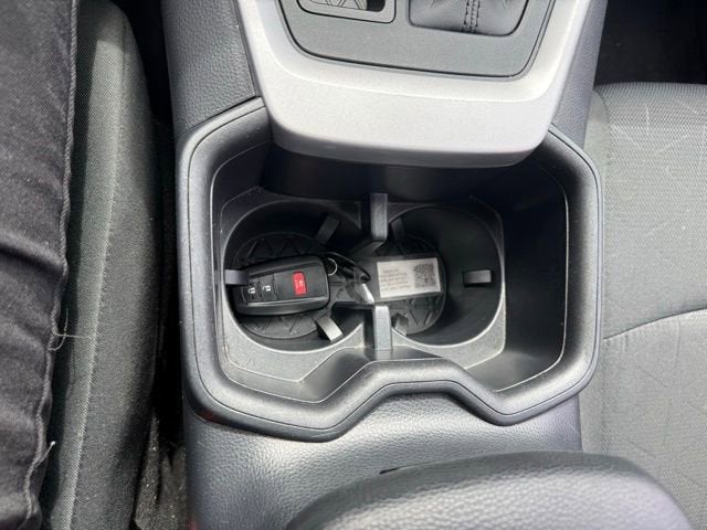 2025 Toyota RAV4 XLE AWD