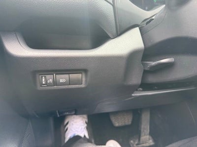 2025 Toyota RAV4 XLE AWD