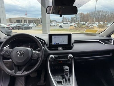 2025 Toyota RAV4 XLE AWD