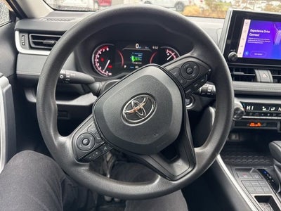 2025 Toyota RAV4 XLE AWD