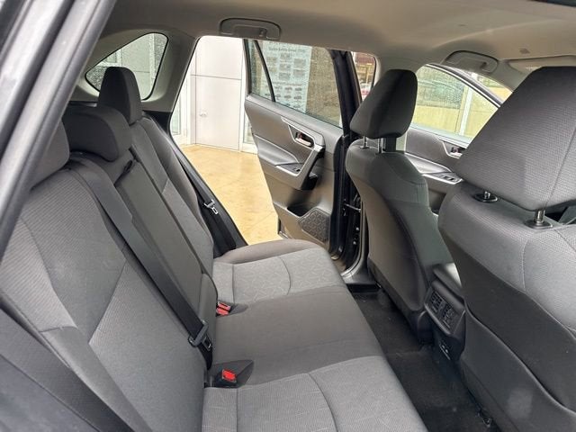 2025 Toyota RAV4 XLE AWD