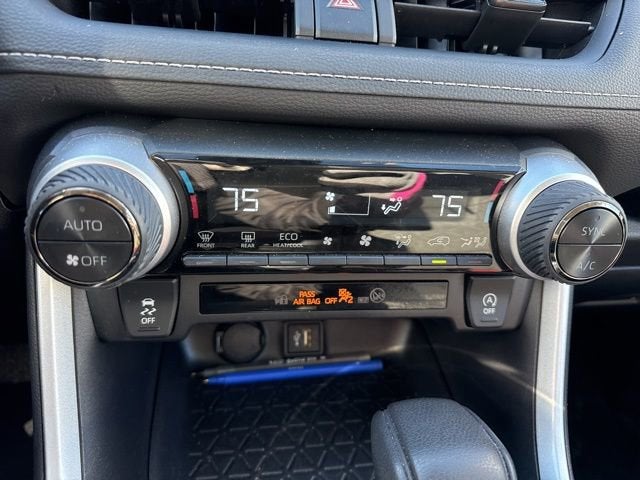 2025 Toyota RAV4 XLE AWD