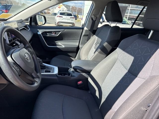 2025 Toyota RAV4 XLE AWD