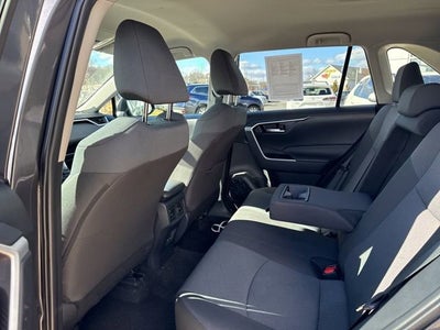 2025 Toyota RAV4 XLE AWD