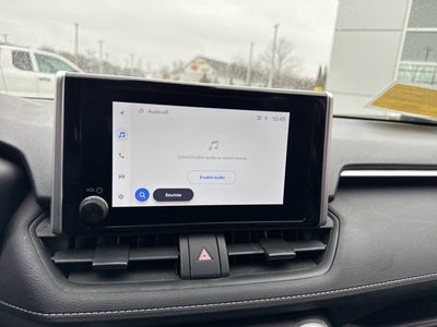 2025 Toyota RAV4 XLE AWD