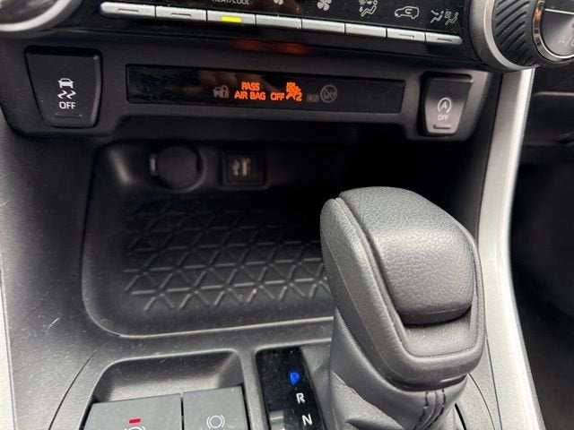 2025 Toyota RAV4 XLE AWD