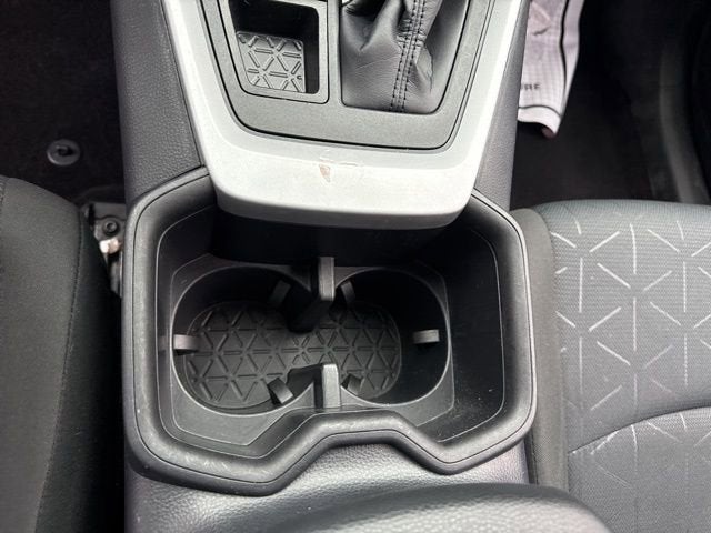 2025 Toyota RAV4 XLE AWD