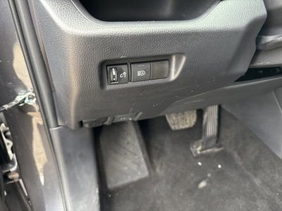 2025 Toyota RAV4 XLE AWD