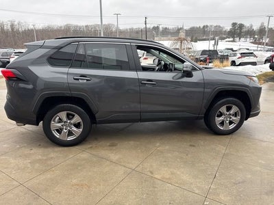 2025 Toyota RAV4 XLE AWD