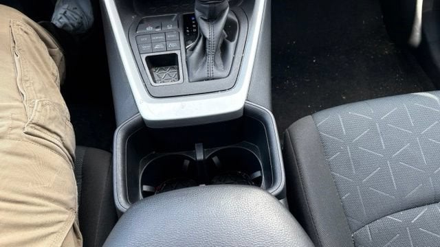 2025 Toyota RAV4 XLE AWD