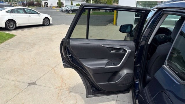 2025 Toyota RAV4 XLE AWD