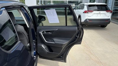 2025 Toyota RAV4 XLE AWD