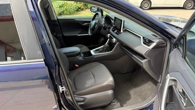 2025 Toyota RAV4 XLE AWD