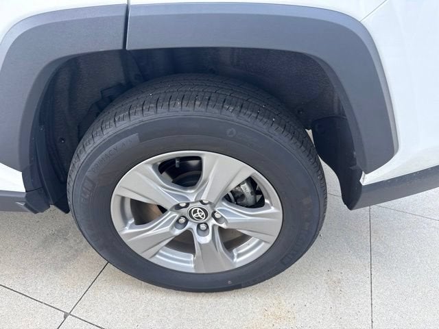 2025 Toyota RAV4 XLE AWD