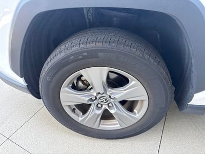 2025 Toyota RAV4 XLE AWD