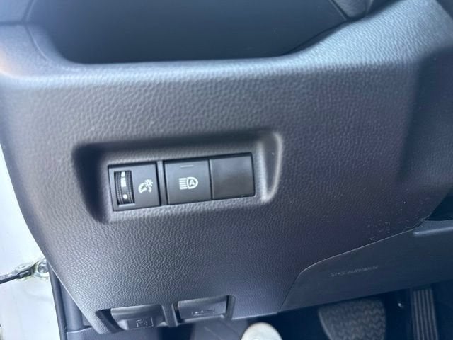 2025 Toyota RAV4 XLE AWD