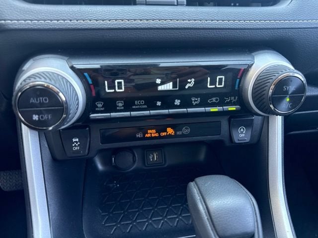 2025 Toyota RAV4 XLE AWD