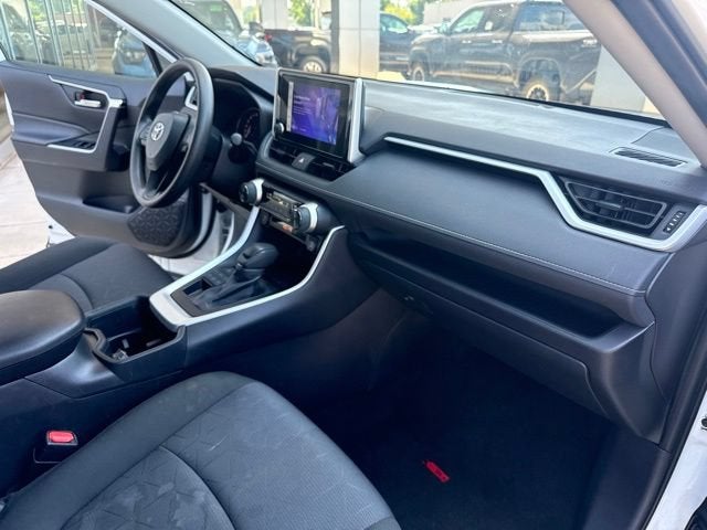 2025 Toyota RAV4 XLE AWD