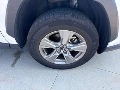 2025 Toyota RAV4 XLE AWD