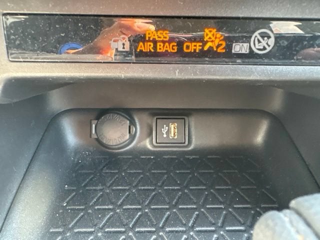 2025 Toyota RAV4 XLE AWD
