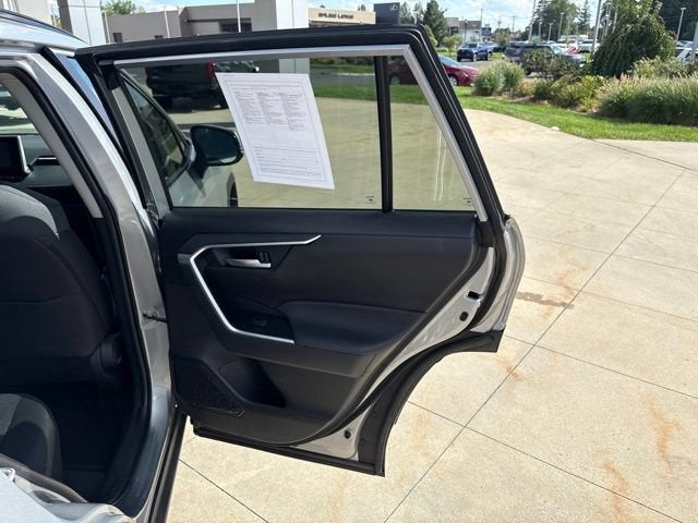 2025 Toyota RAV4 XLE AWD
