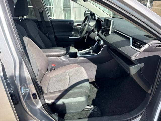 2025 Toyota RAV4 XLE AWD