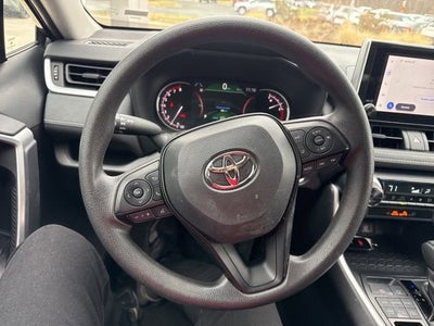 2025 Toyota RAV4 XLE AWD