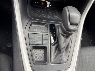 2025 Toyota RAV4 XLE AWD