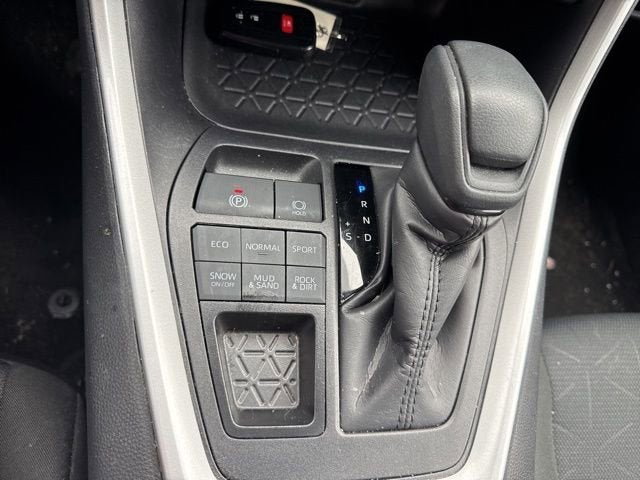 2025 Toyota RAV4 XLE AWD