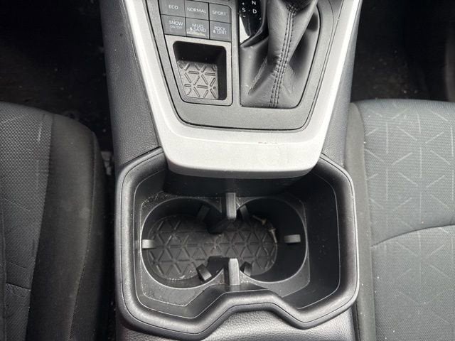 2025 Toyota RAV4 XLE AWD