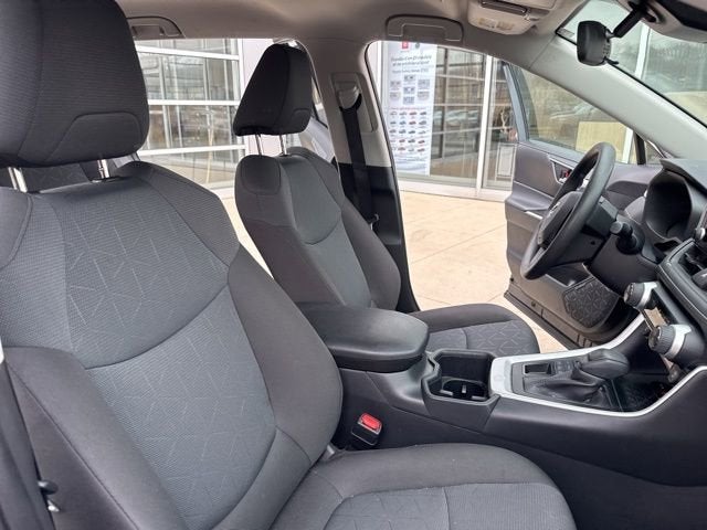 2025 Toyota RAV4 XLE AWD