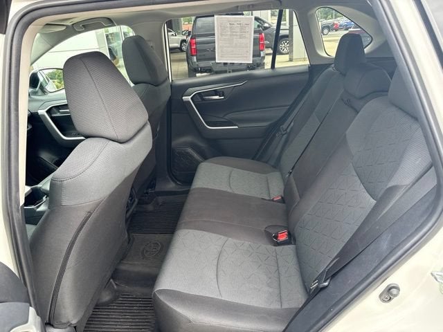 2025 Toyota RAV4 XLE AWD
