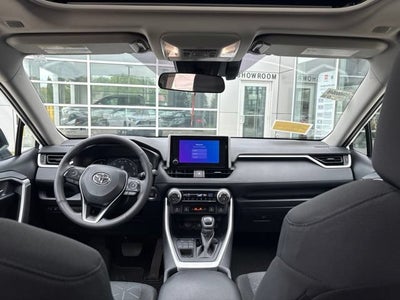 2025 Toyota RAV4 XLE AWD