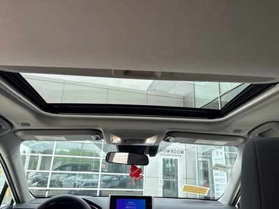 2025 Toyota RAV4 XLE AWD