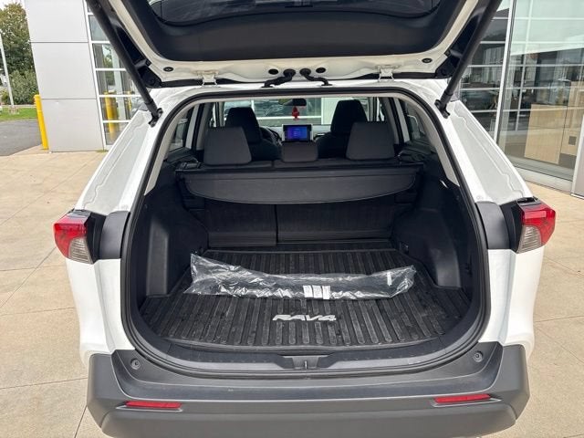 2025 Toyota RAV4 XLE AWD