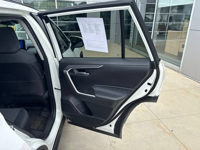 2025 Toyota RAV4 XLE AWD