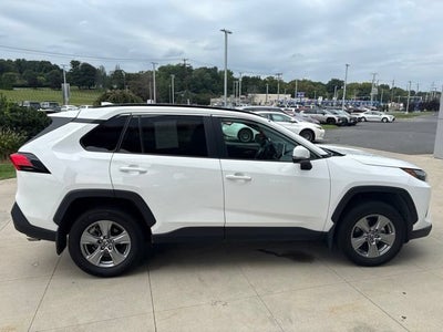 2025 Toyota RAV4 XLE AWD