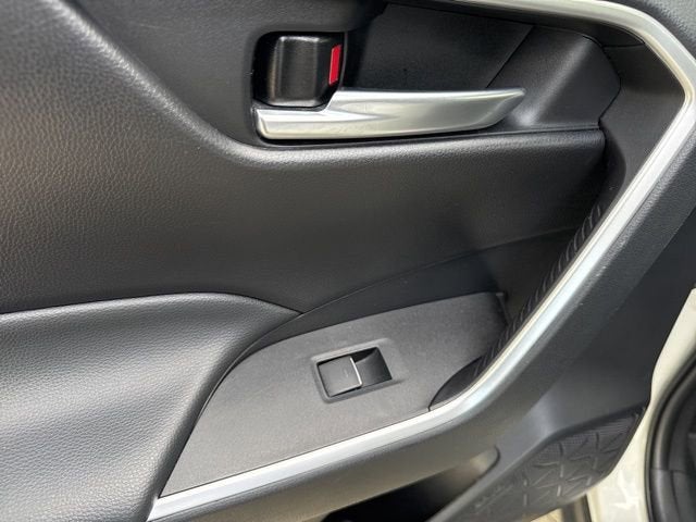 2024 Toyota RAV4 XLE AWD